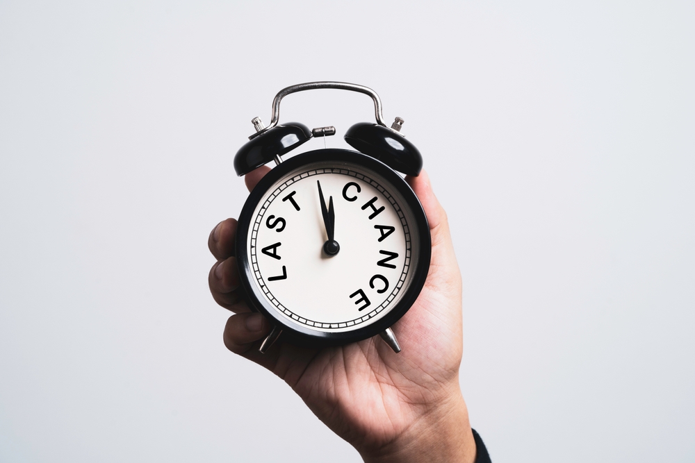 Countdown to Conversion: Mastering Sale Timers to Supercharge E-commerce Urgency
